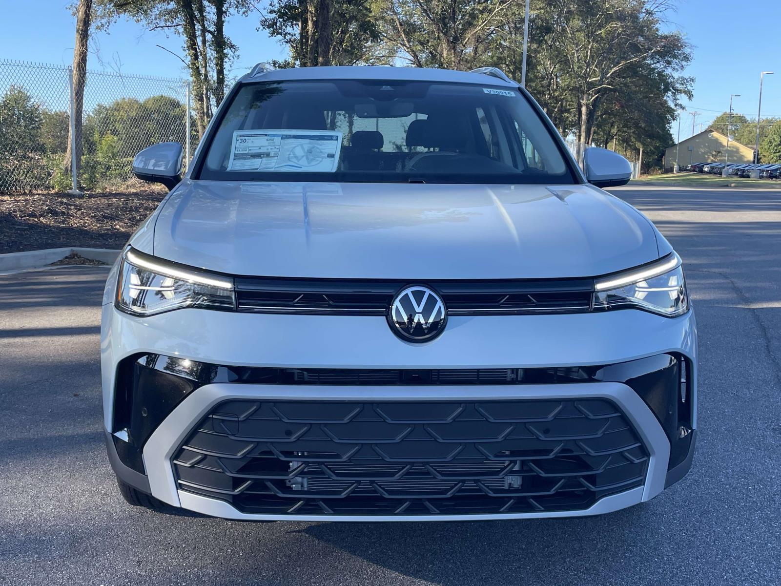 New 2027 Volkswagen Taos 1.5T SE Sport Utility