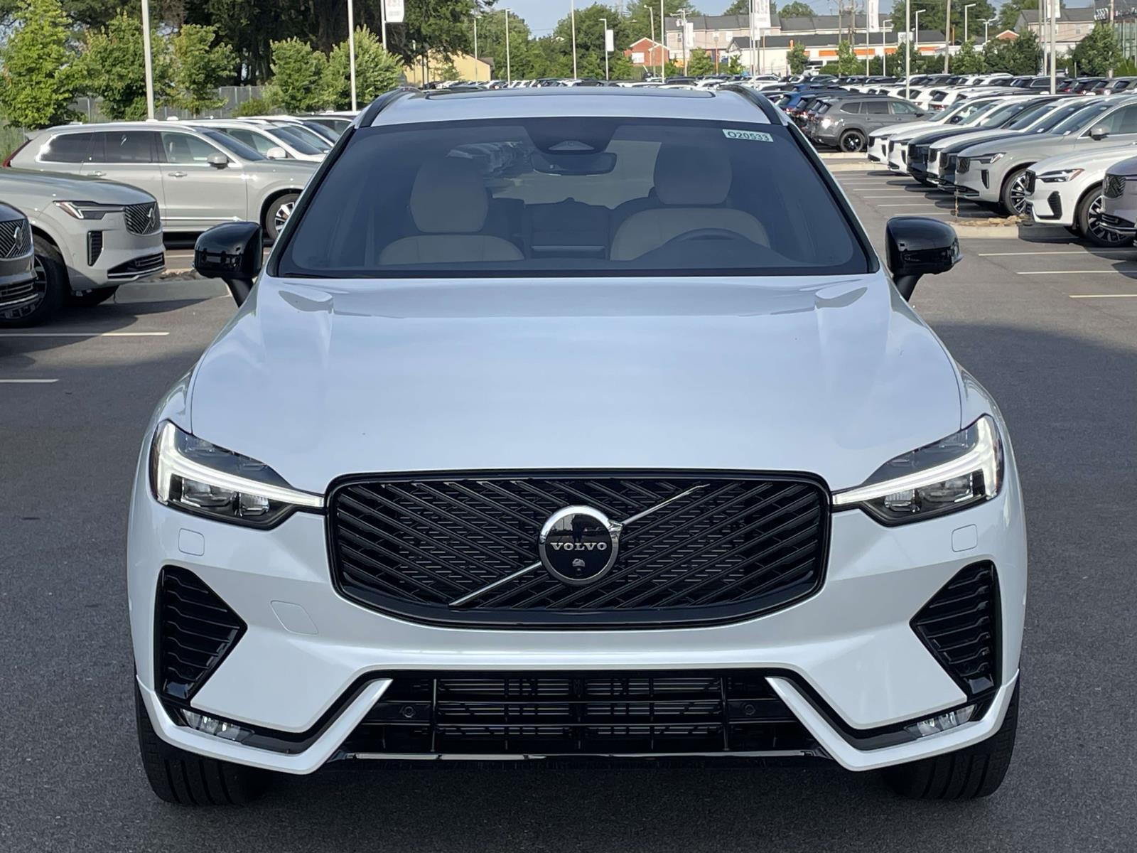 New 2026 Volvo XC60 B5 AWD Plus Sport Utility