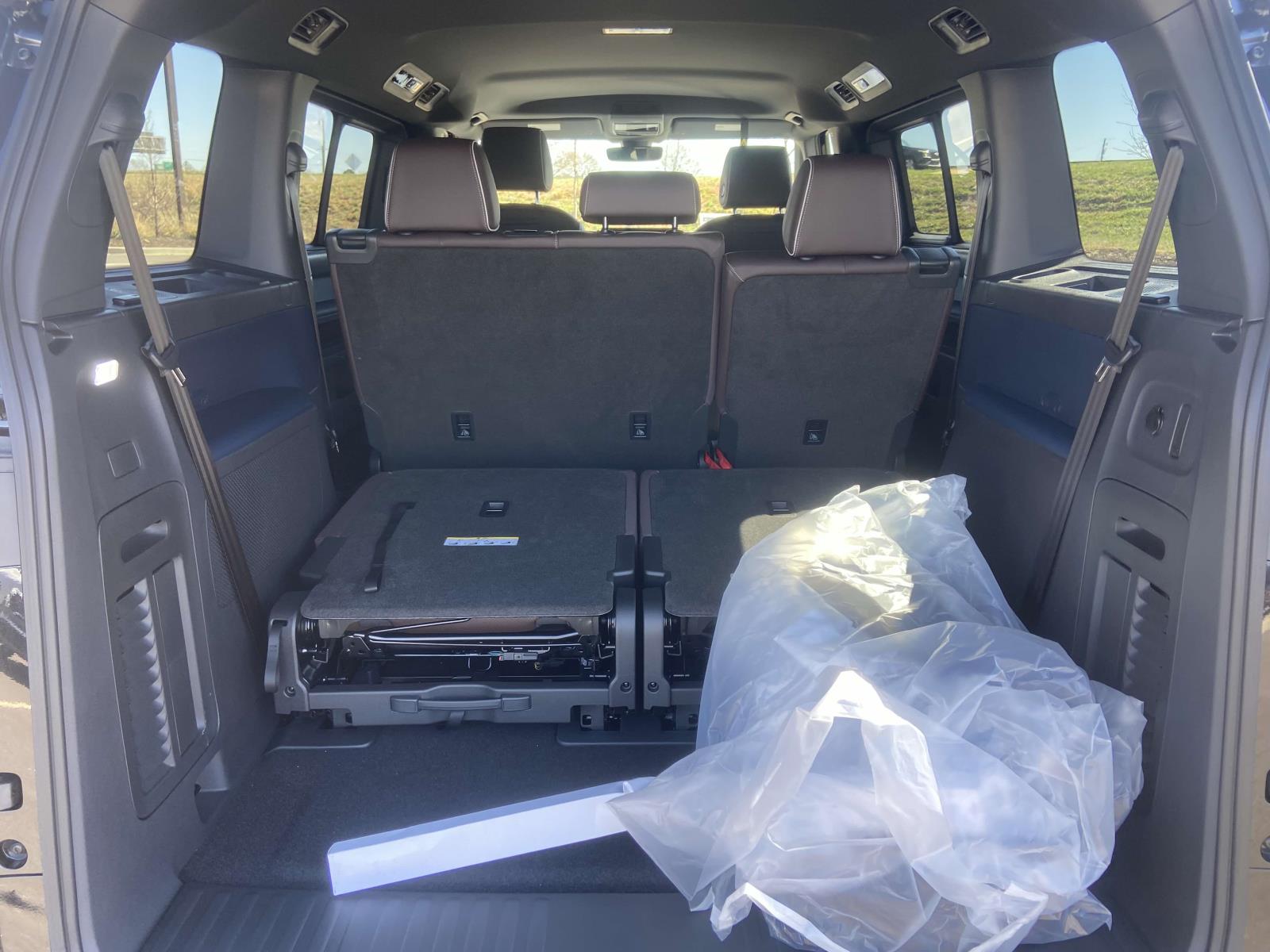 2025 Volkswagen ID. Buzz PRO S - Photo 12