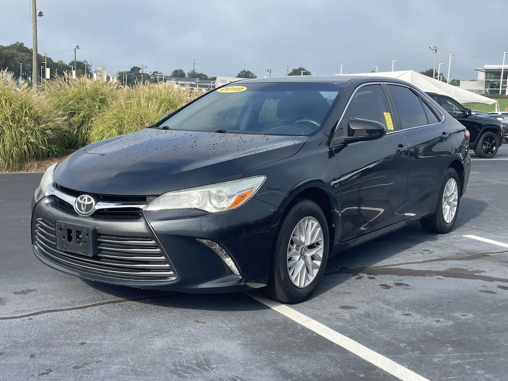Used 2019 Toyota Camry SE V6 AWD (Natl) Sport Utility