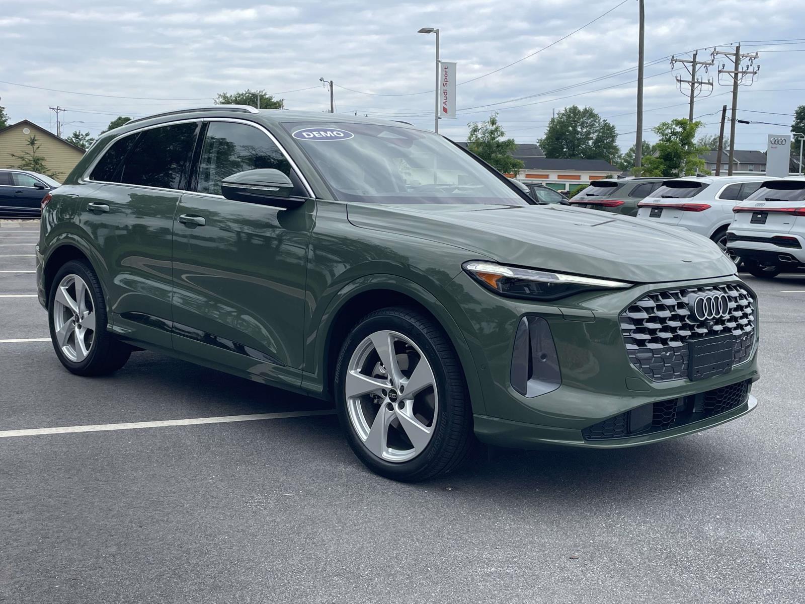 2025 Audi Q5 40 Prestige's photo