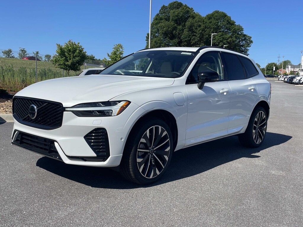 New 2026 Volvo XC60 Plug-In Hybrid T8 Ultra Sport Utility