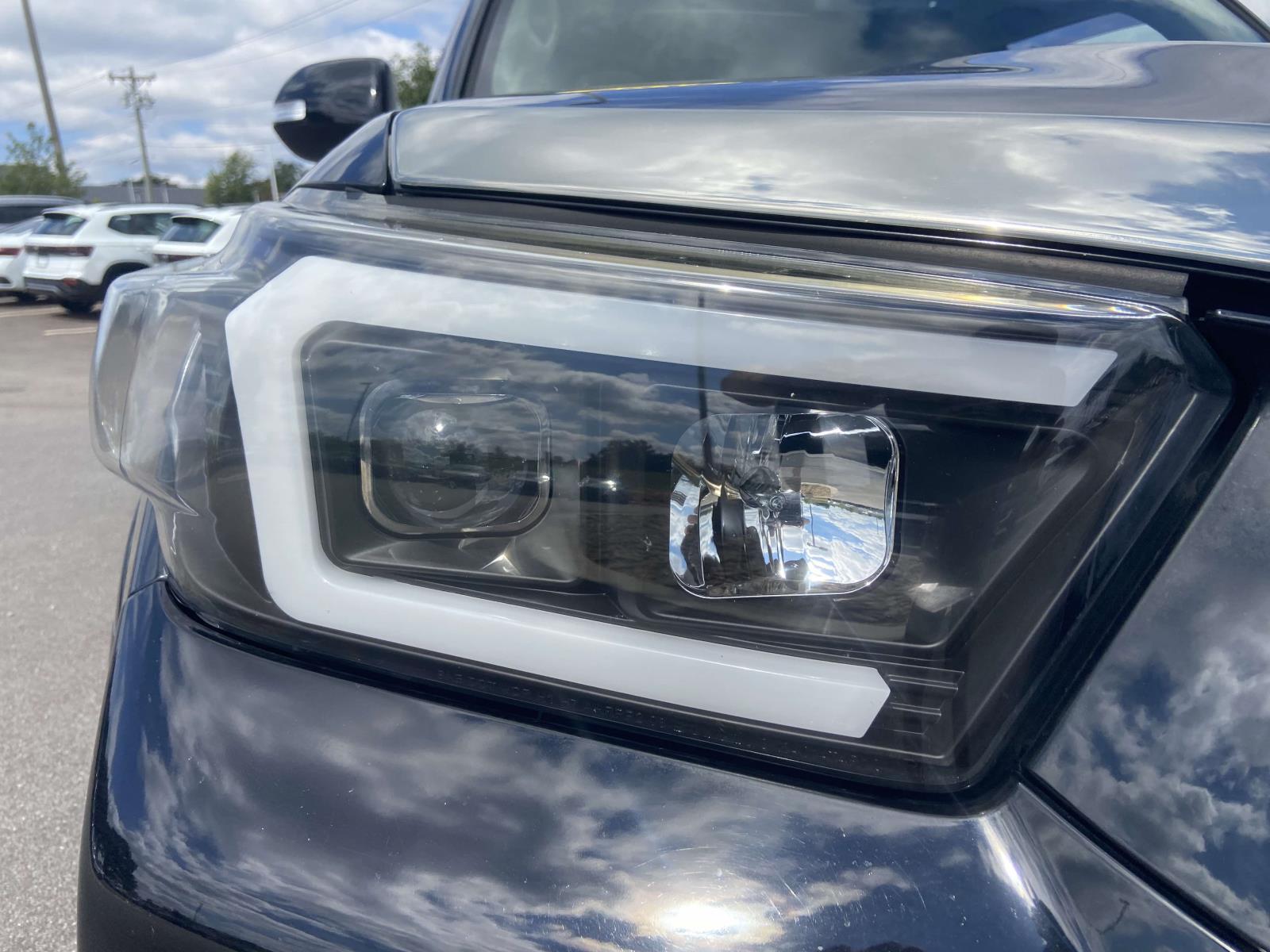 2012 Toyota 4Runner SR5 photo 4