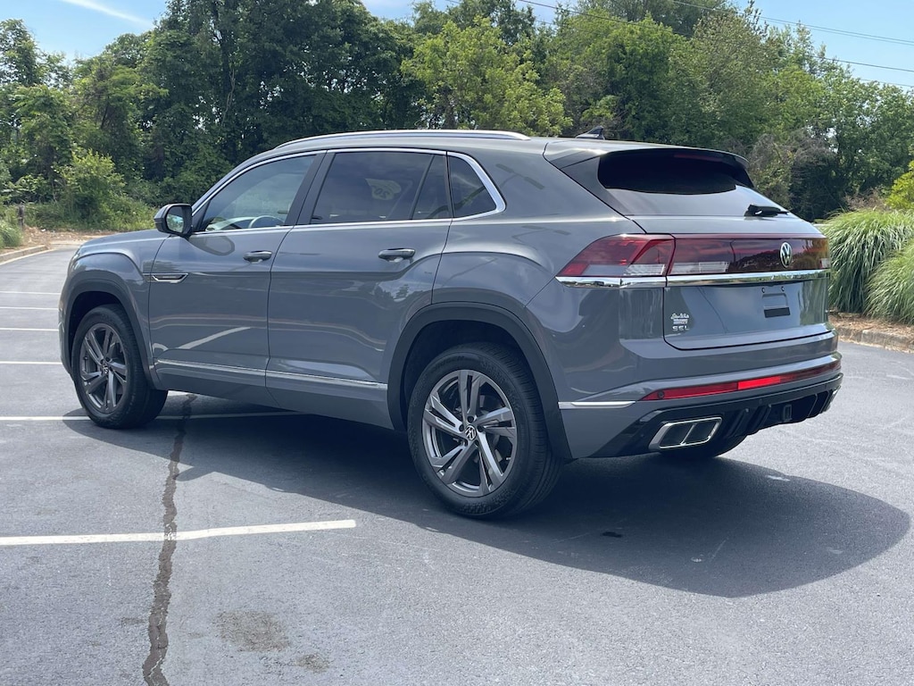 Certified 2024 Volkswagen Atlas Cross Sport 2.0T SEL R-Line 4MOTION Sport Utility