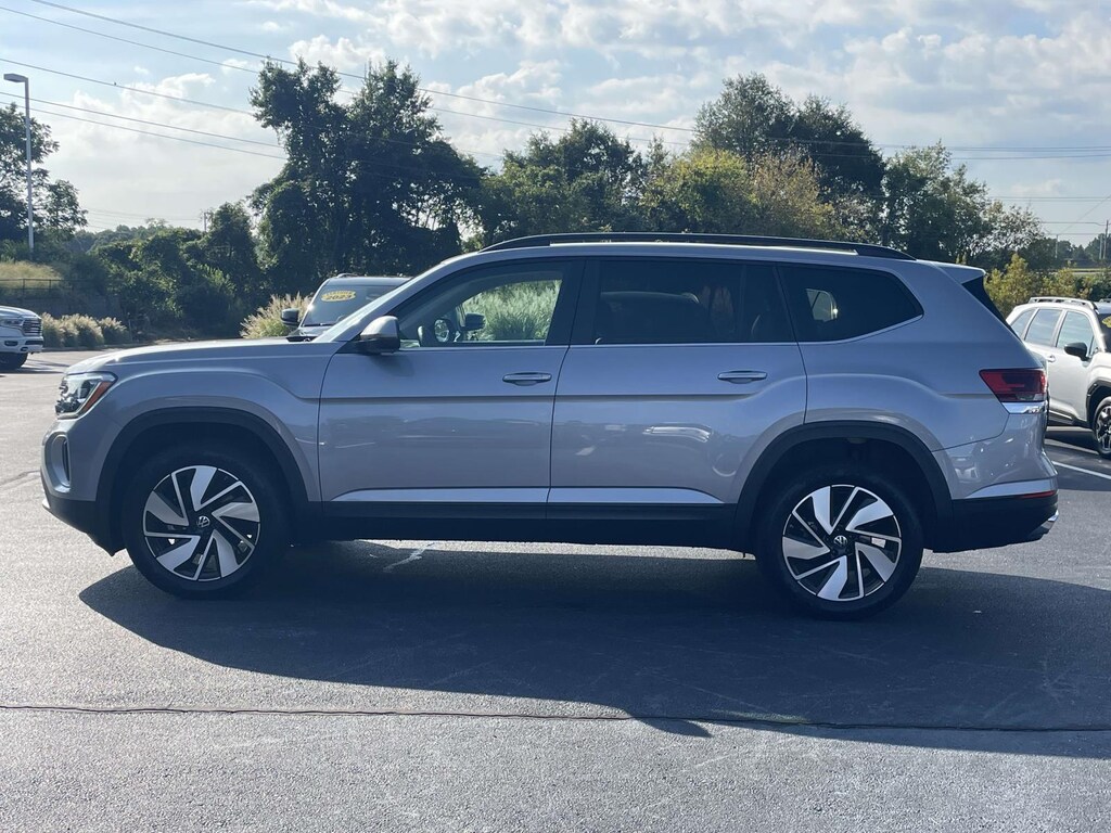 Certified 2026 Volkswagen Atlas 2.0T SE w/Technology FWD Sport Utility