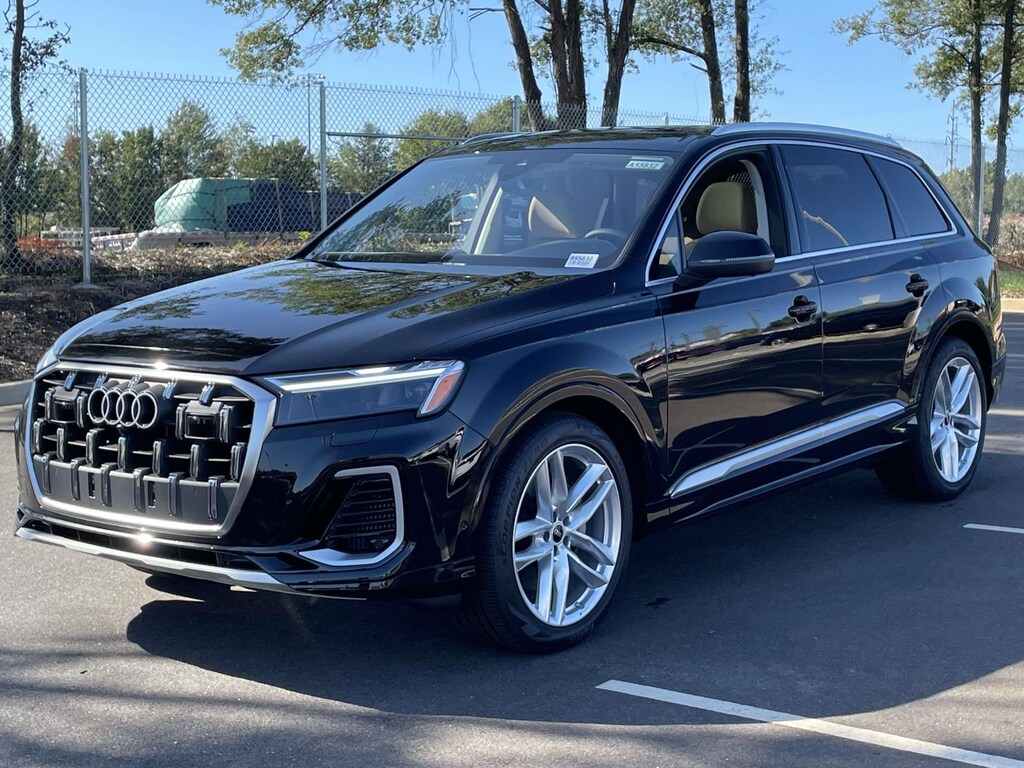 New 2025 Audi Q7 55 Premium Plus Sport Utility
