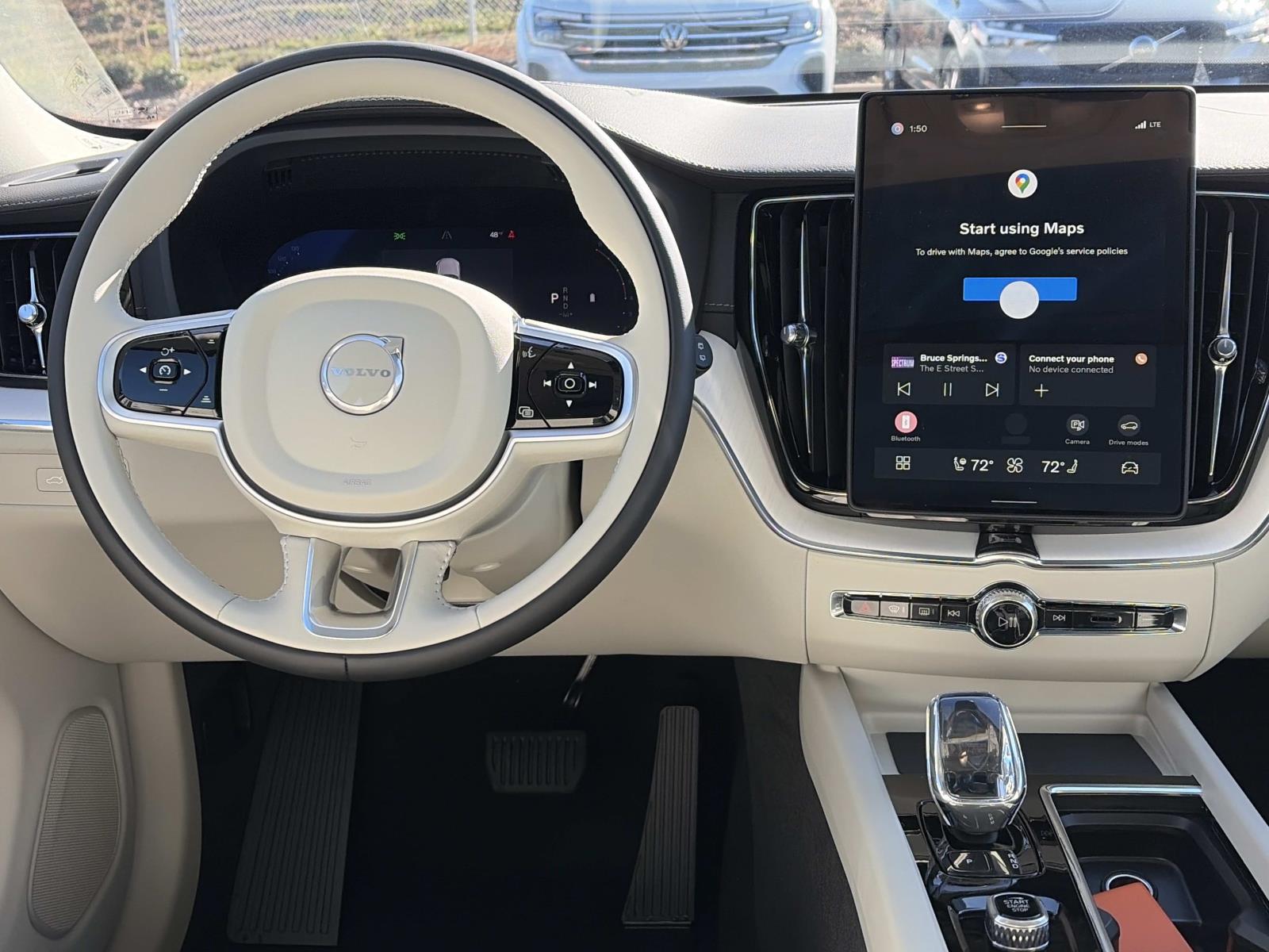 2026 Volvo XC60 Ultra - Photo 14