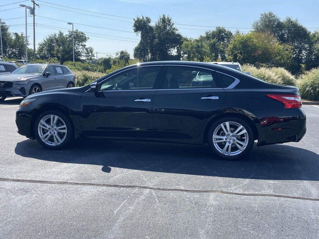 Used 2016 Nissan Altima Sdn V6 3.5 SL Car