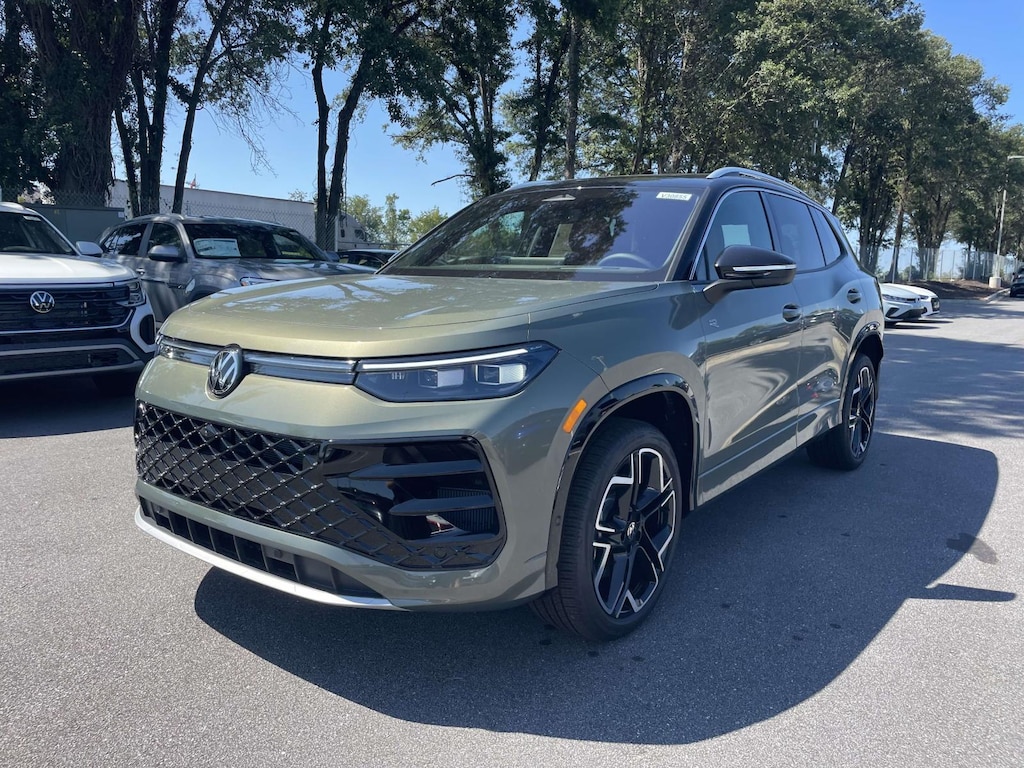 New 2026 Volkswagen Tiguan 2.0T SEL R-Line Turbo Sport Utility