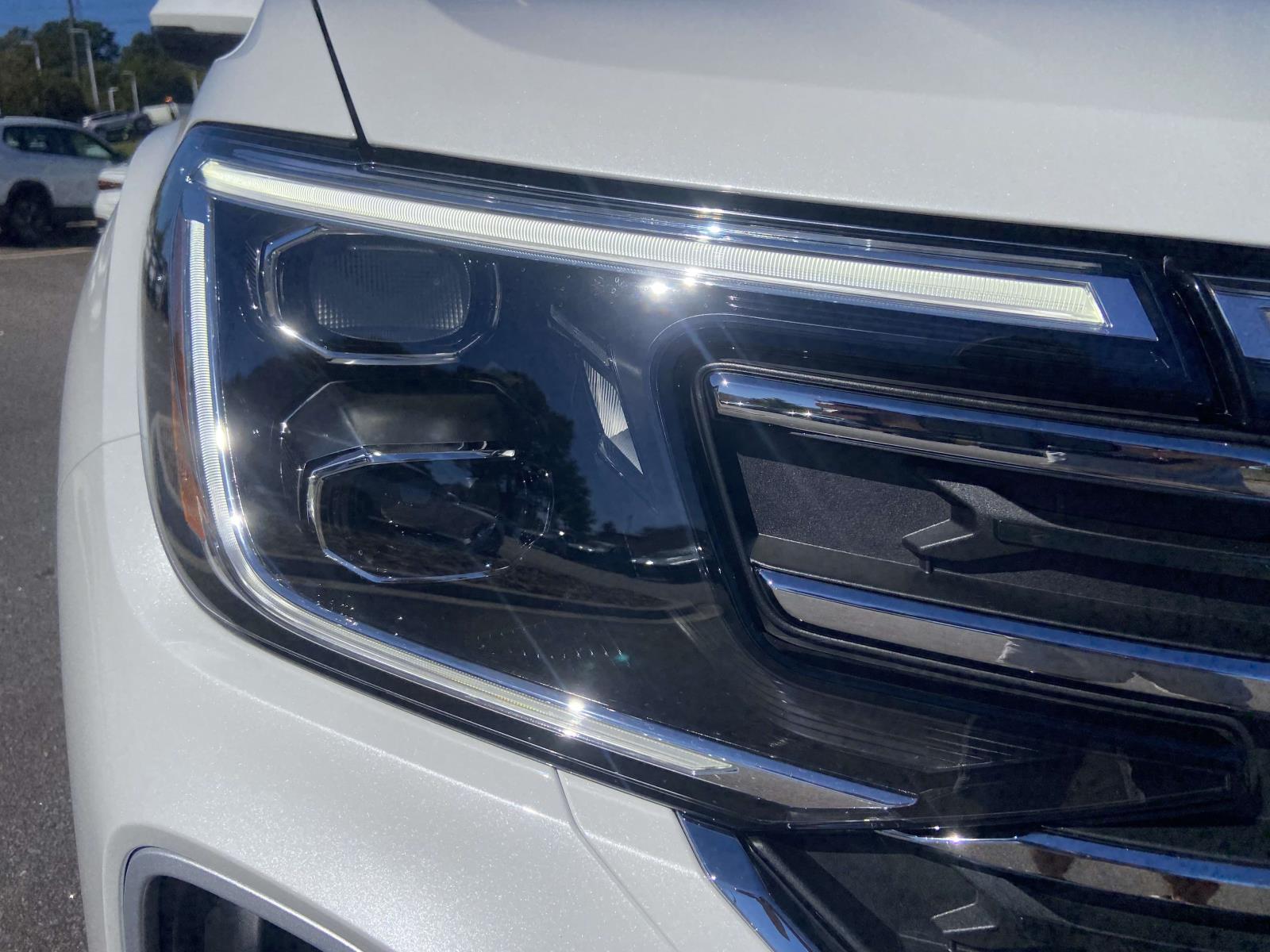 2026 Volkswagen Atlas SE Technology photo 3