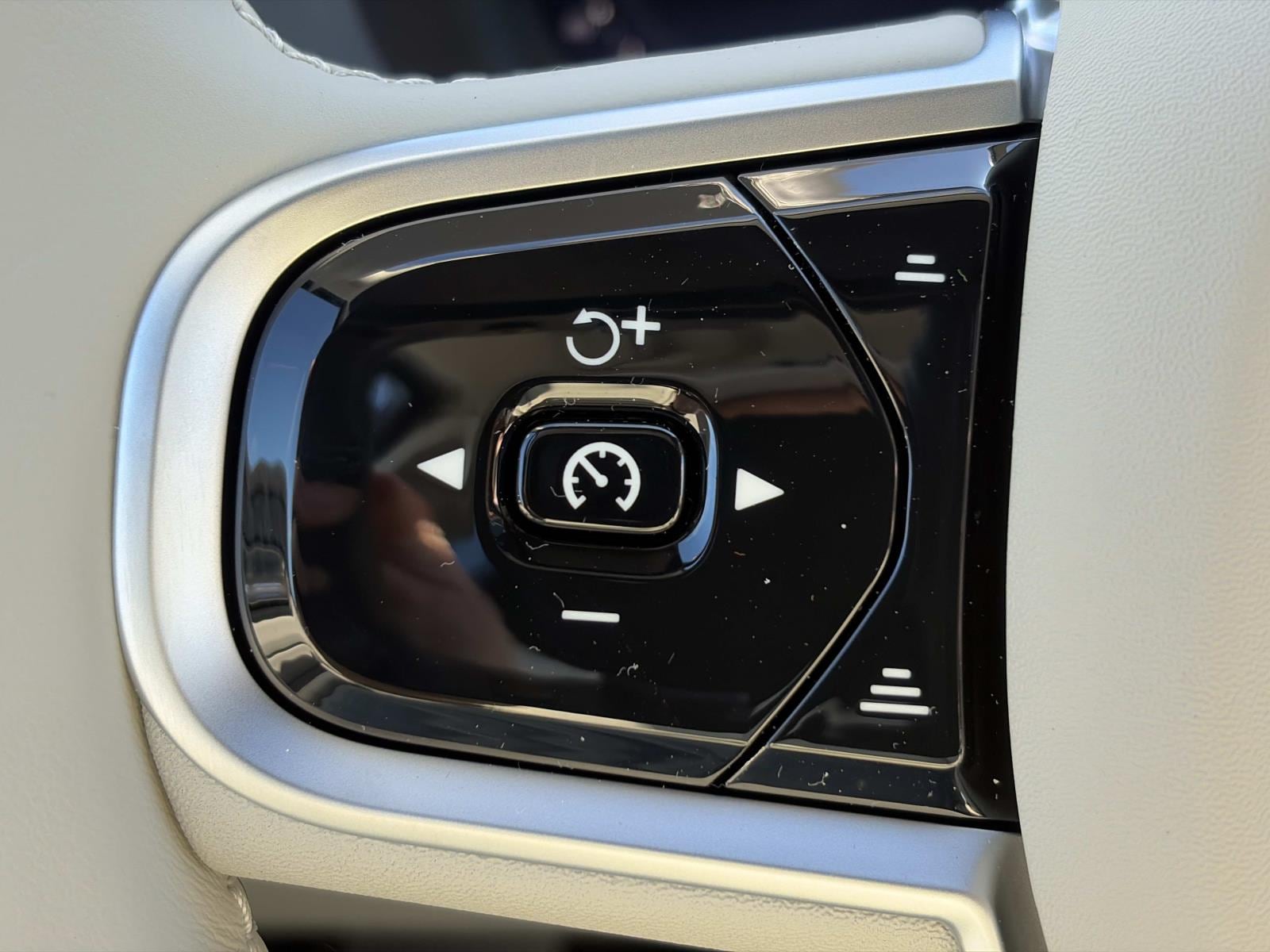 2026 Volvo XC60 Ultra - Photo 22