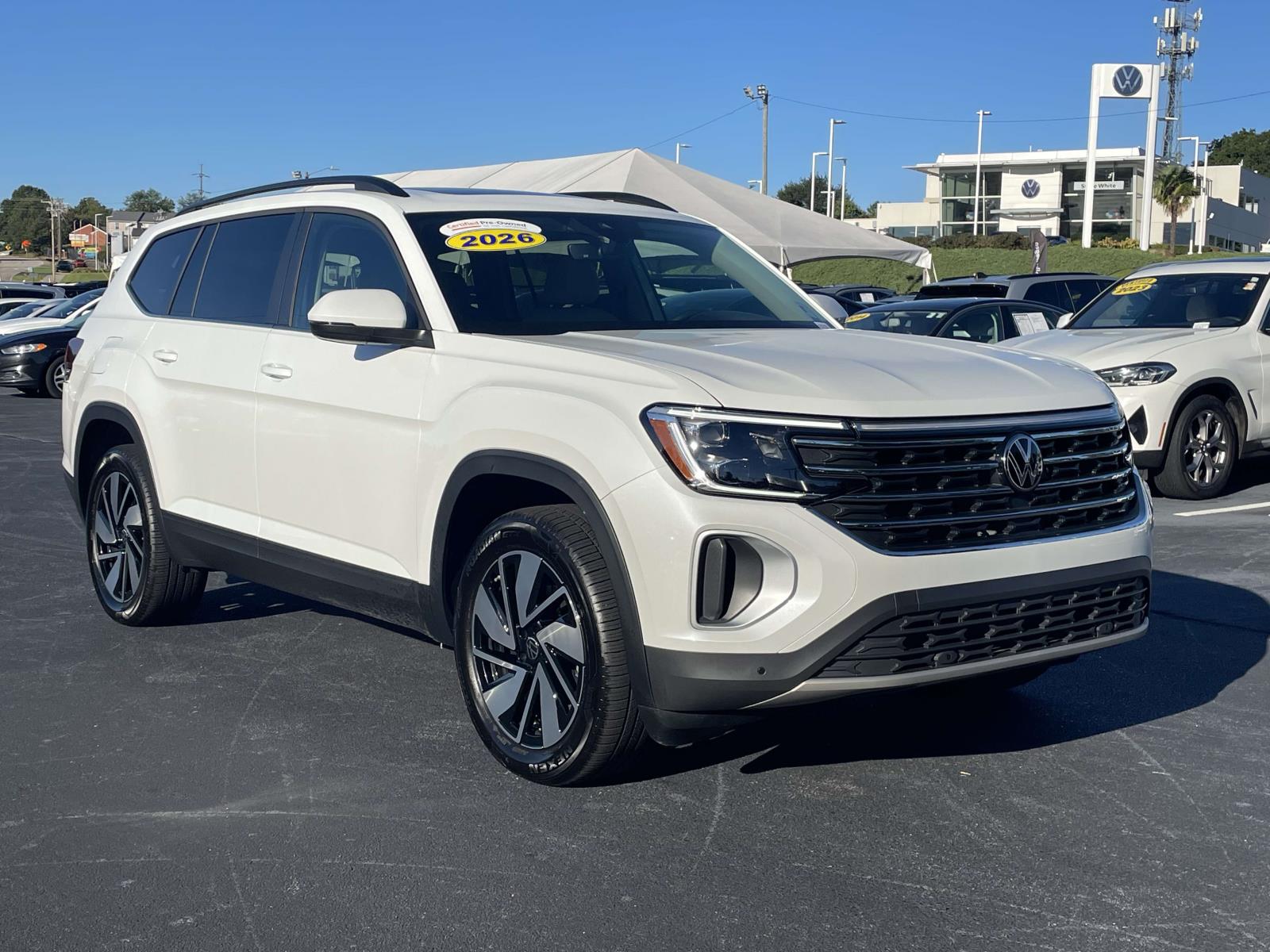 2026 Volkswagen Atlas SE w/Tech