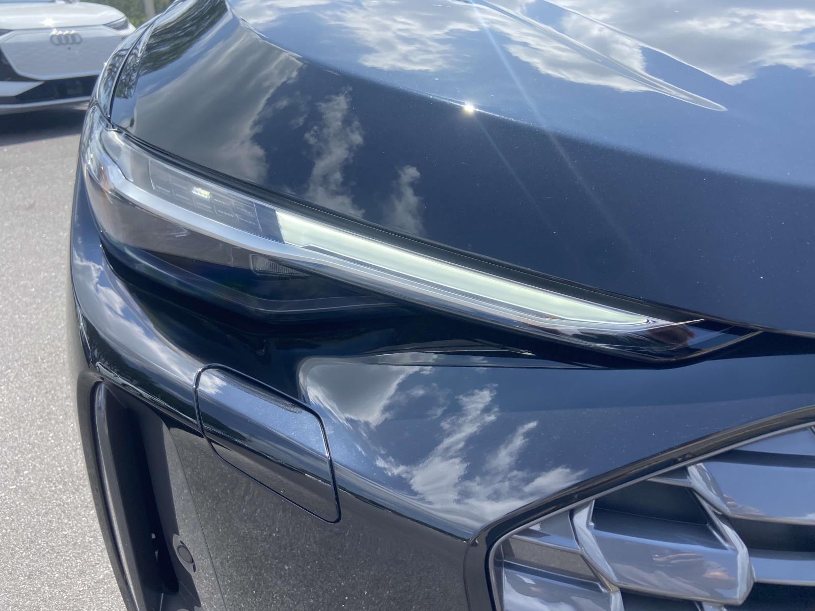 2025 Audi Q5 2.0T Premium Plus photo 3