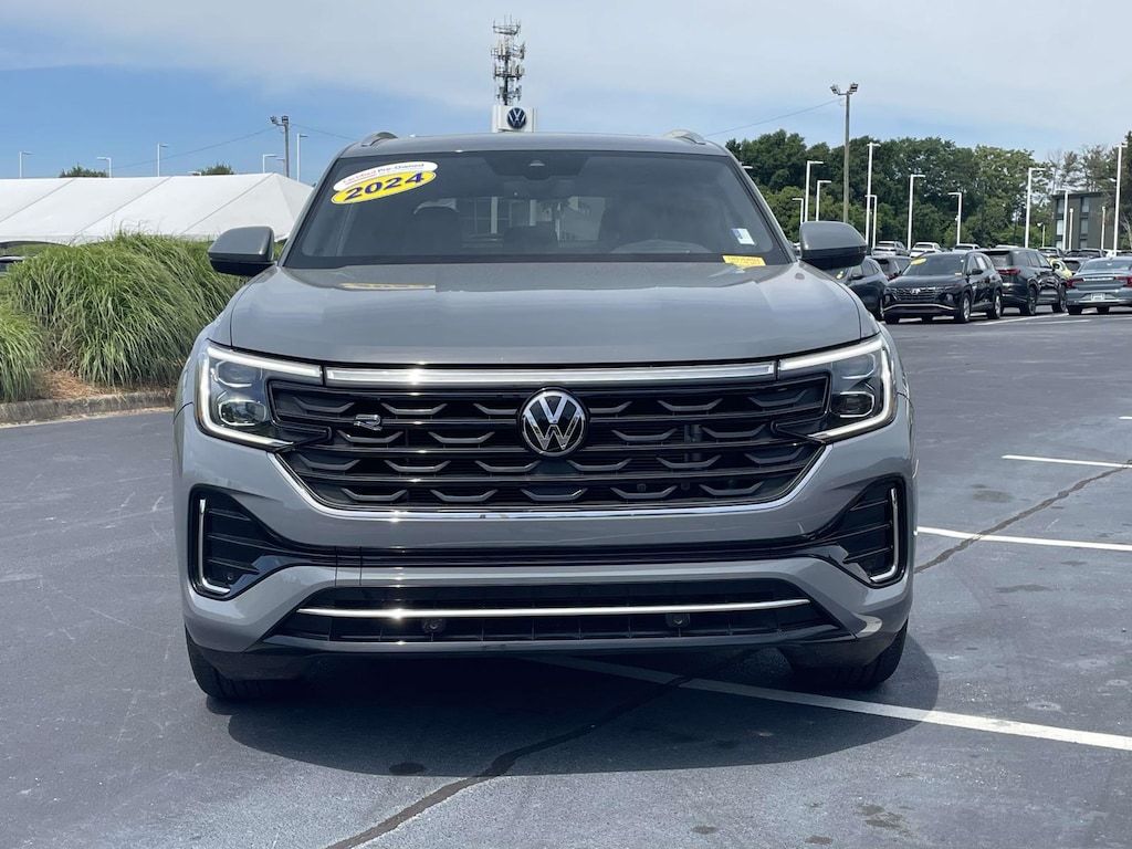 Certified 2024 Volkswagen Atlas Cross Sport 2.0T SEL R-Line 4MOTION Sport Utility