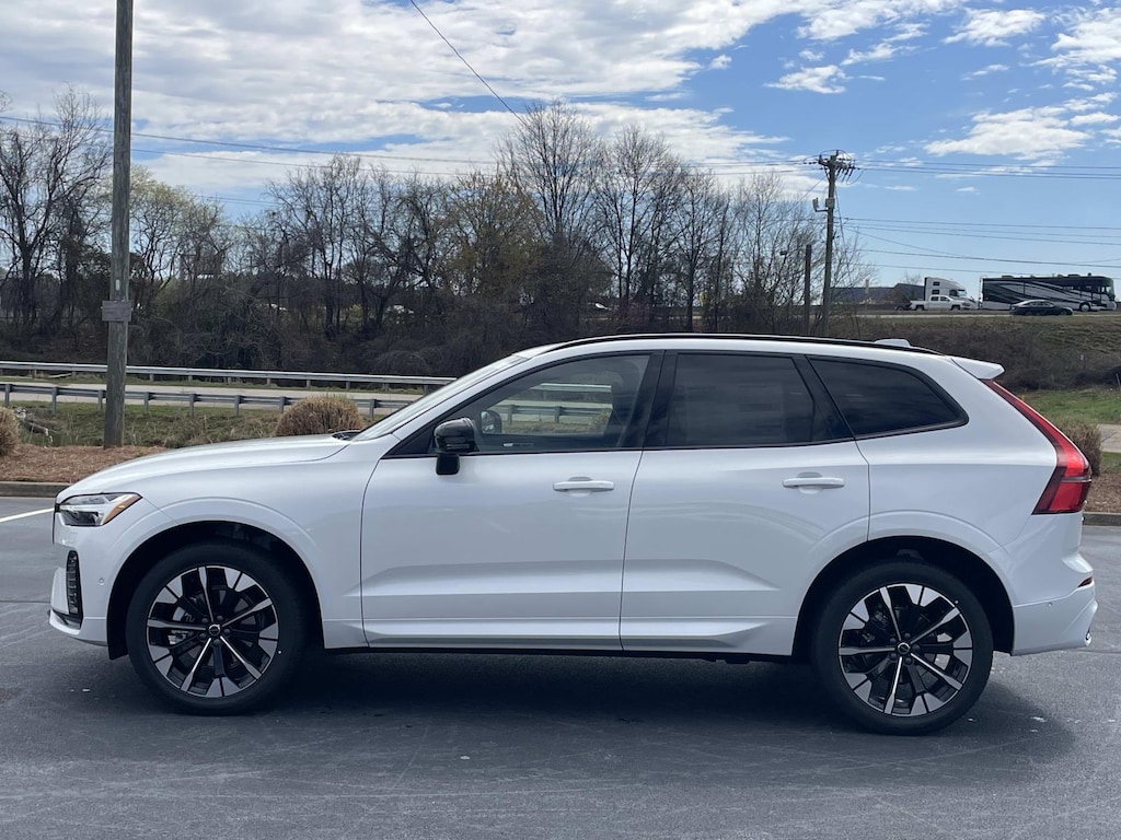 New 2026 Volvo XC60 B5 AWD Plus Sport Utility