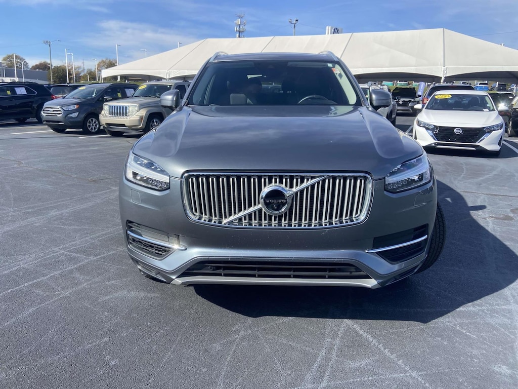 Used 2017 Volvo XC90 T8 eAWD Plug-In Hybrid 7-Passenger Inscription Sport Utility