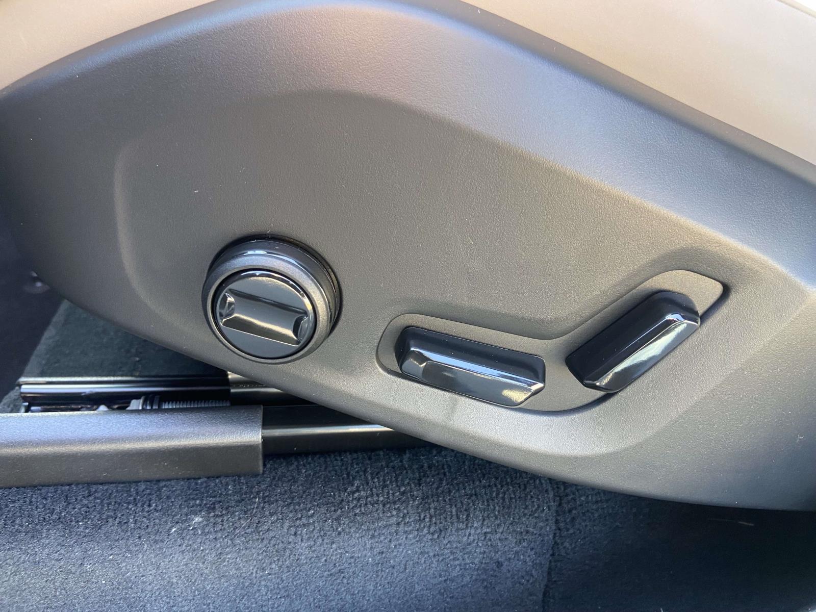 2026 Volvo XC90 Plus - Photo 19