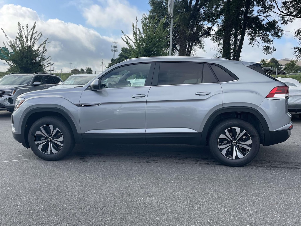 New 2026 Volkswagen Atlas Cross Sport 2.0T SE Sport Utility