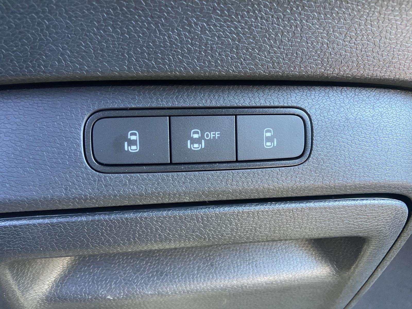 2025 Volkswagen ID. Buzz PRO S - Photo 29