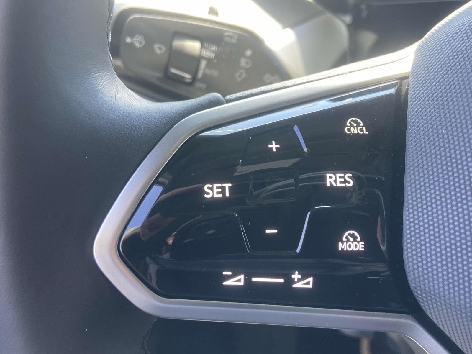 2025 Volkswagen ID. Buzz PRO S - Photo 24