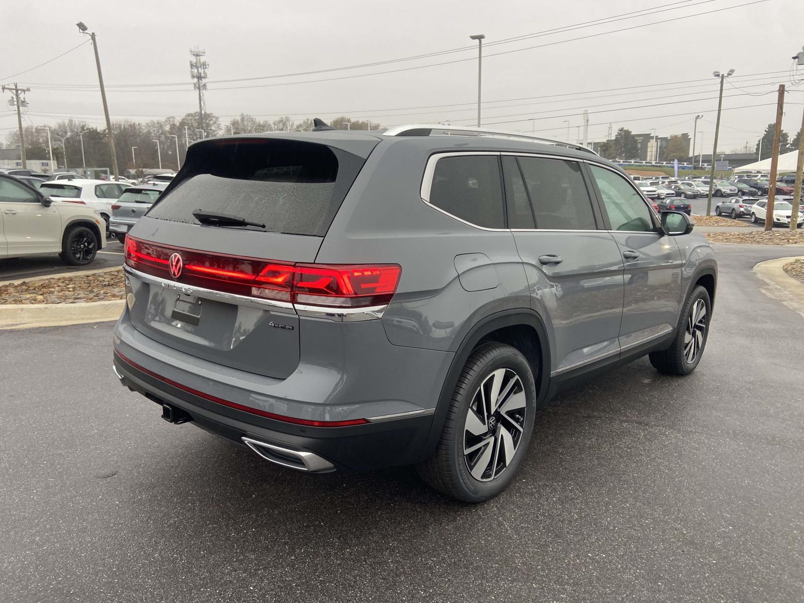 2026 Volkswagen Atlas SEL - Photo 9