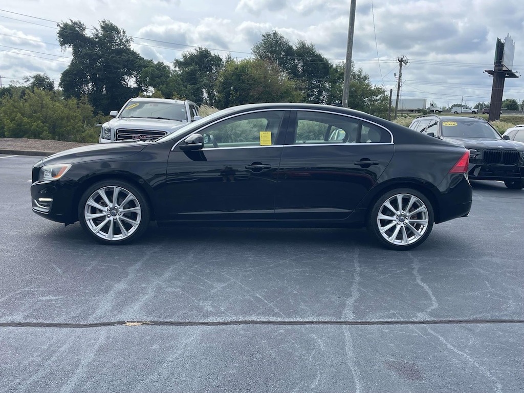 Used 2016 Volvo S60 Inscription Sdn T5 Drive-E Platinum FWD Car