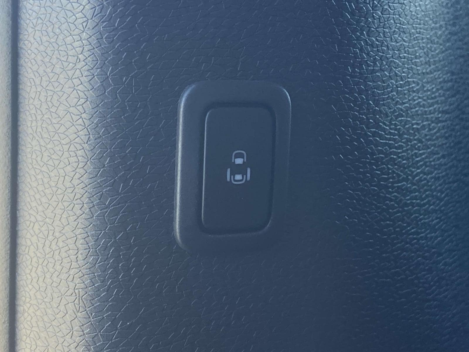 2025 Volkswagen ID. Buzz PRO S - Photo 16