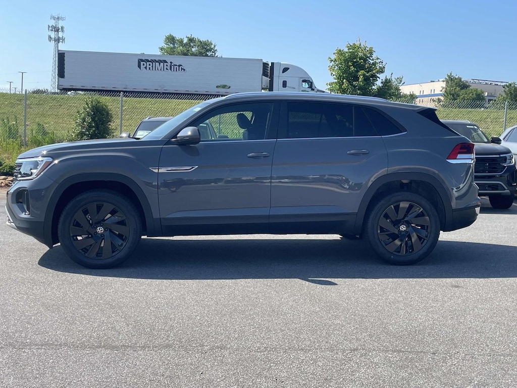 New 2026 Volkswagen Atlas Cross Sport 2.0T SE w/Technology Sport Utility