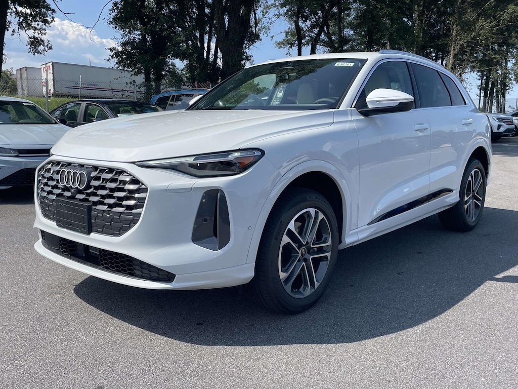 New 2026 Audi Q5 2.0T Premium Plus Sport Utility
