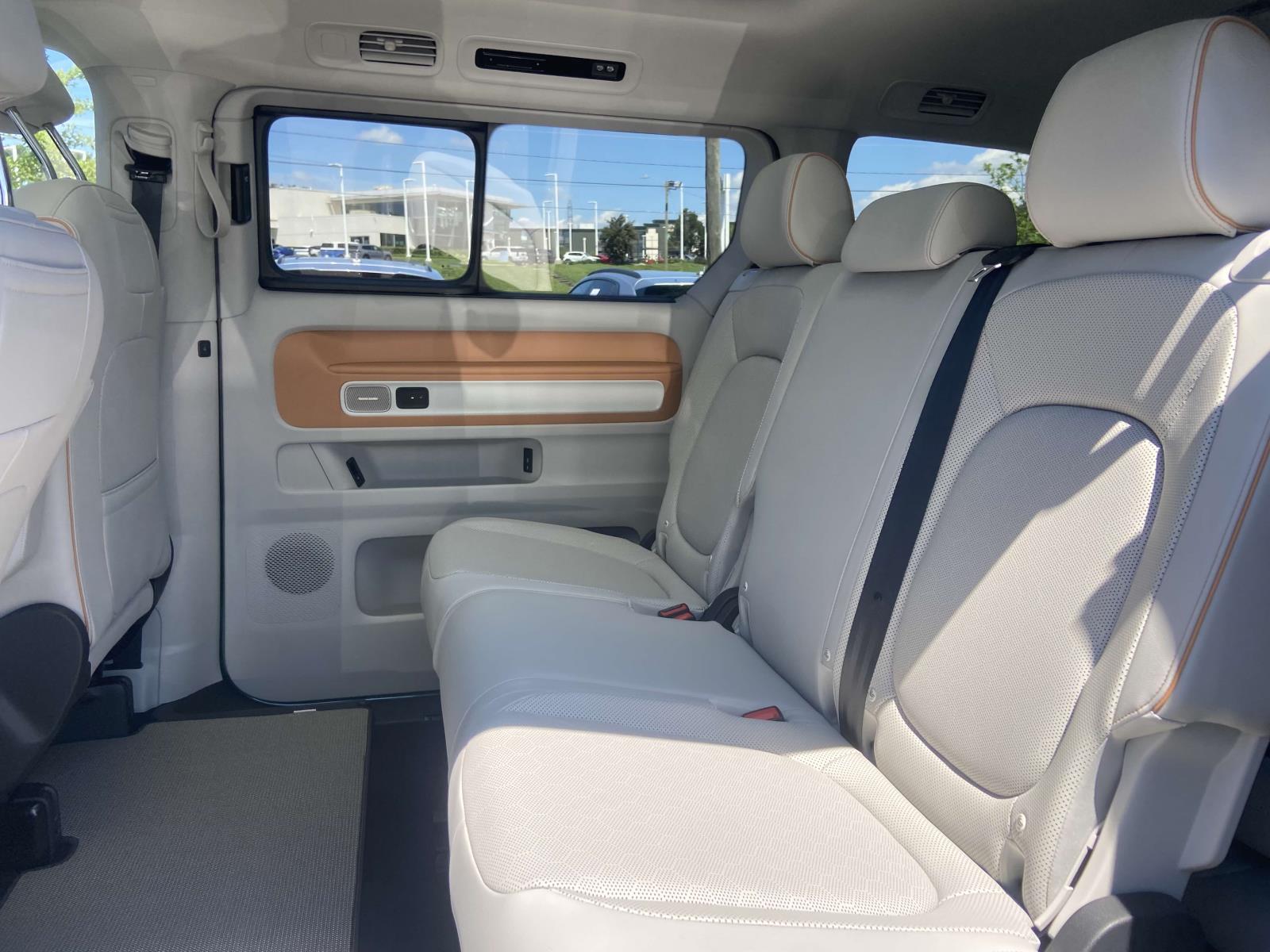 2025 Volkswagen ID. Buzz 1st Edition - Photo 13