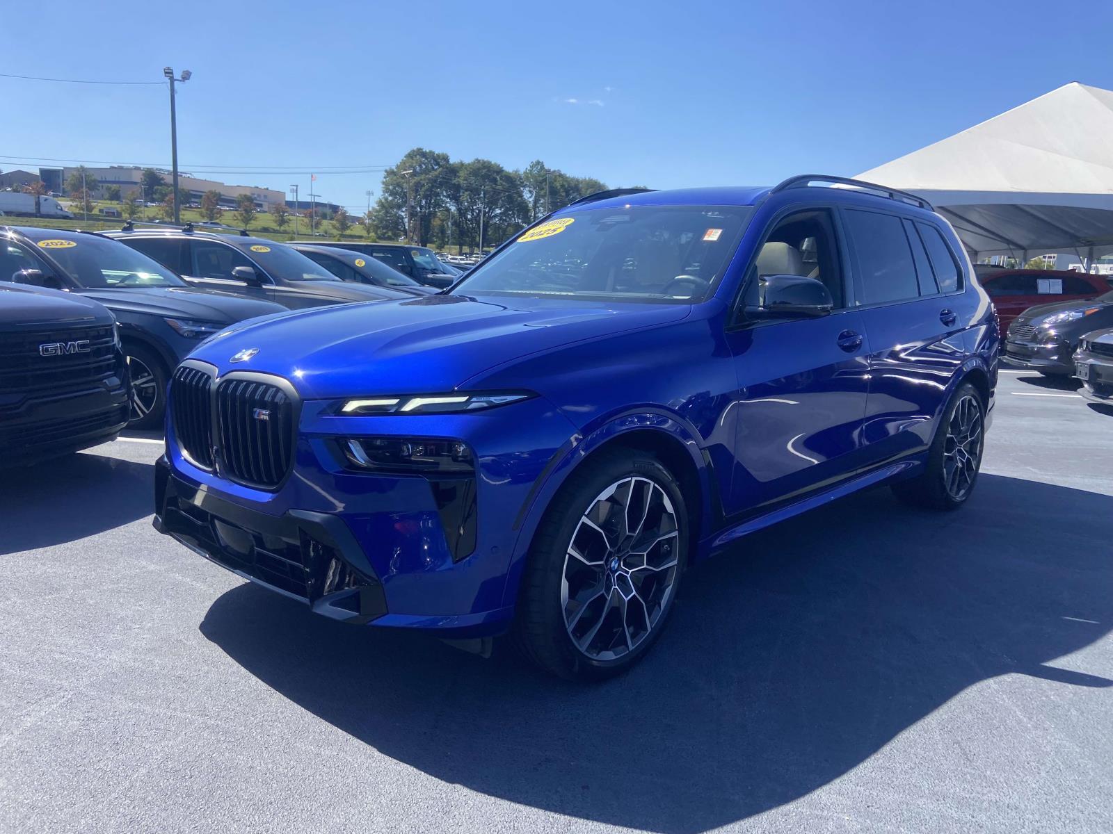 2025 Bmw X7 M60i photo 3