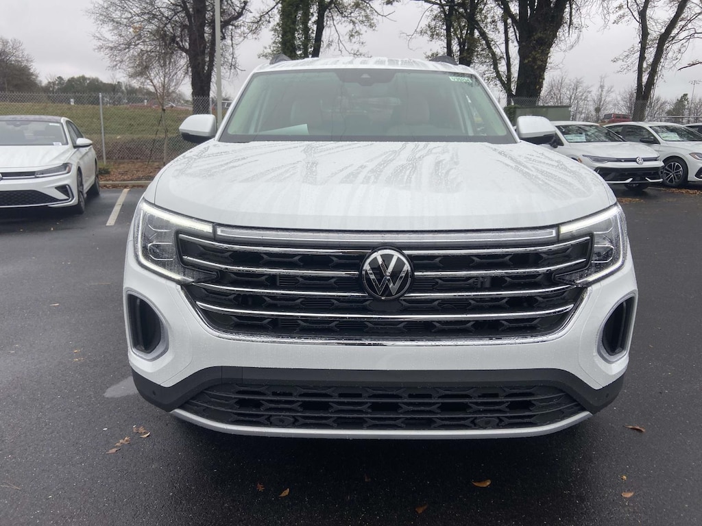 New 2026 Volkswagen Atlas 2.0T SE w/Technology Sport Utility