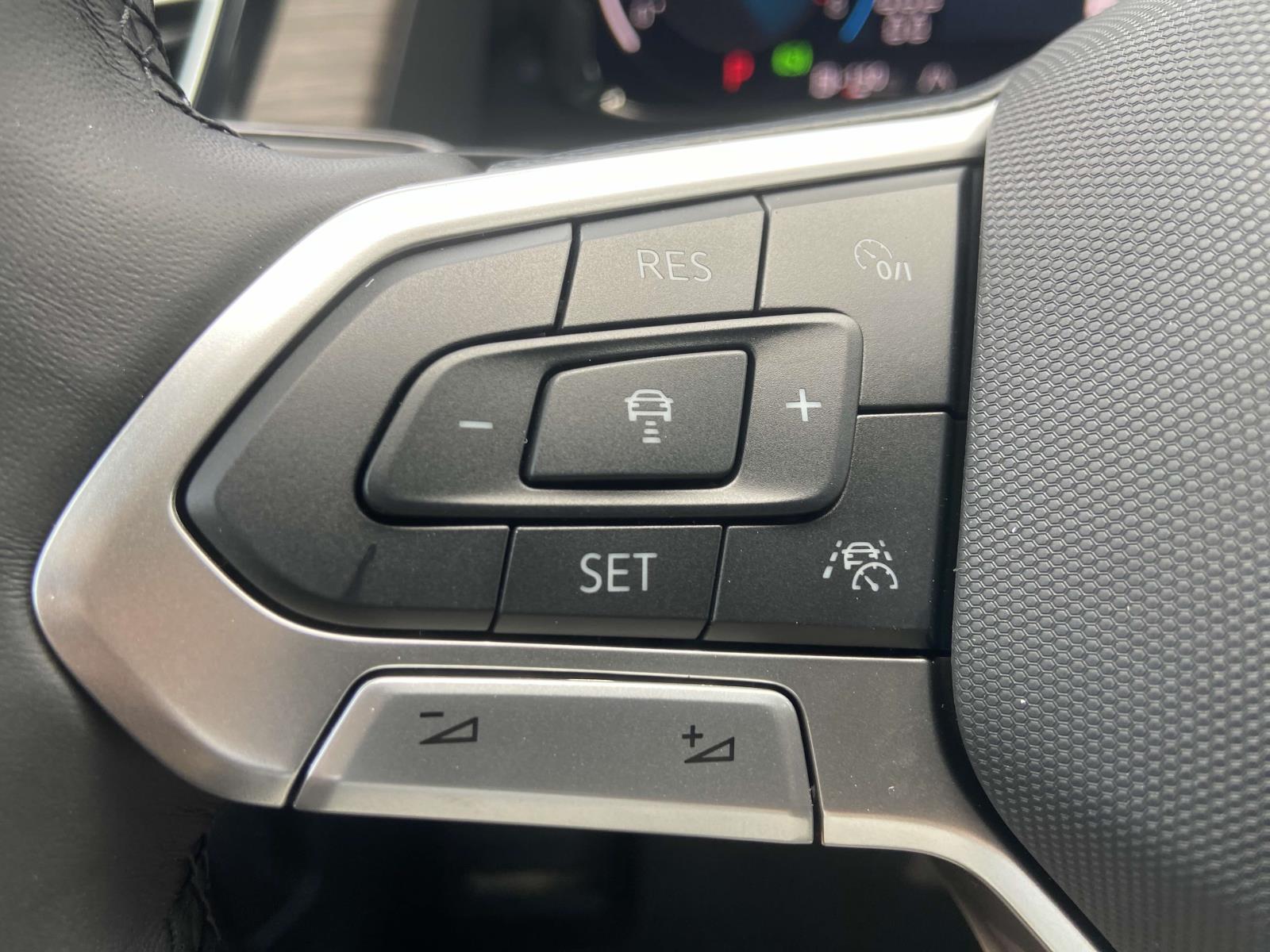 2026 Volkswagen Atlas SEL Premium R-Line - Photo 24