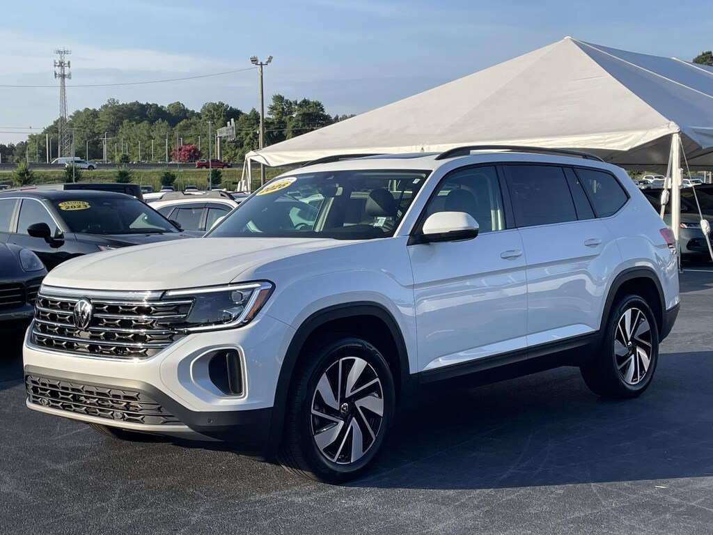 Certified 2026 Volkswagen Atlas 2.0T SE w/Technology FWD Sport Utility