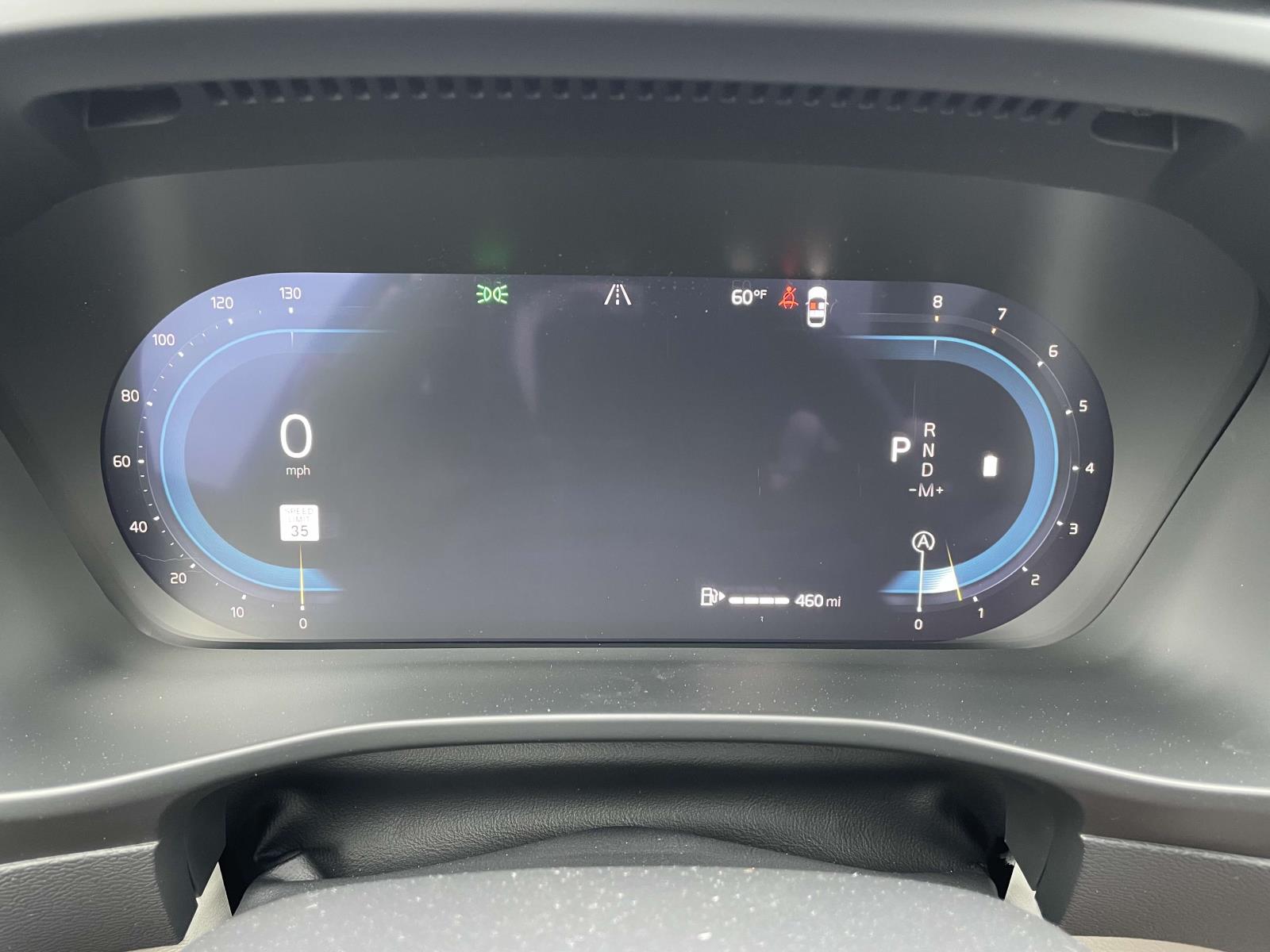 2025 Volvo XC40 Plus - Photo 26