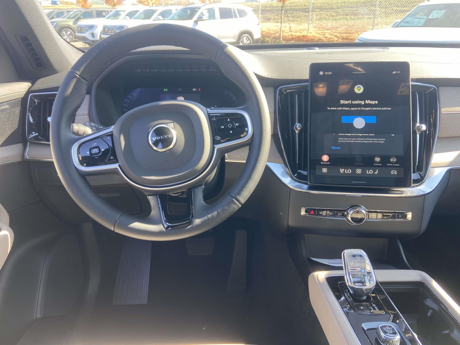 2026 Volvo XC90 Plus - Photo 15