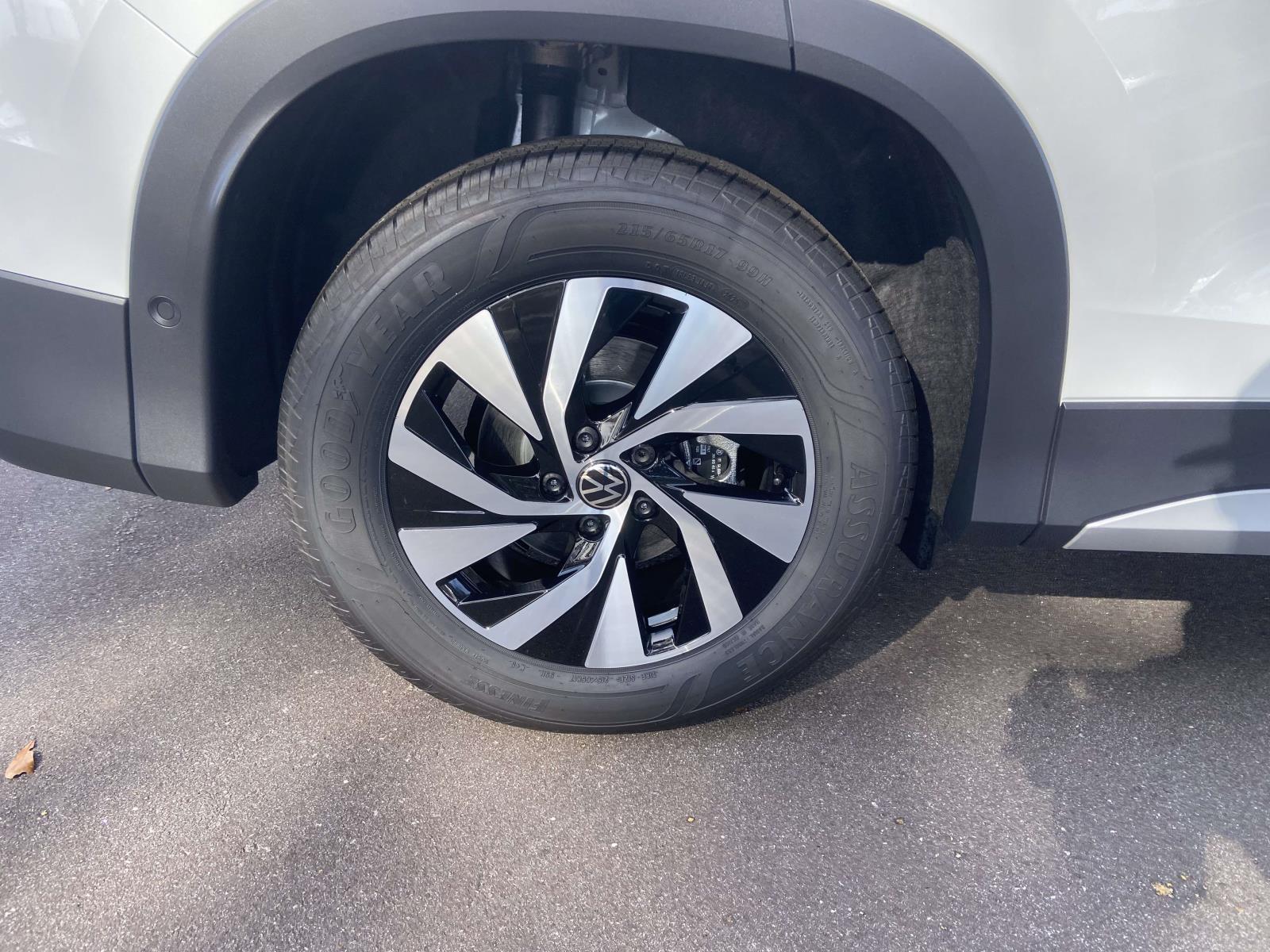 2026 Volkswagen Tiguan S - Photo 11