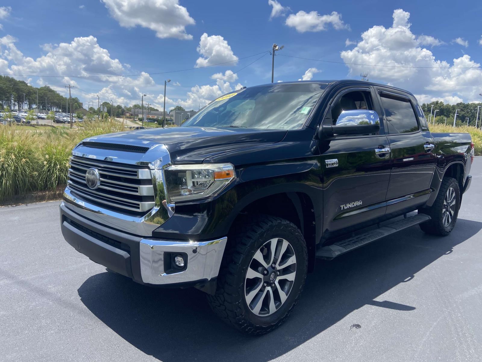 2018 Toyota Tundra Limited CrewMax photo 3