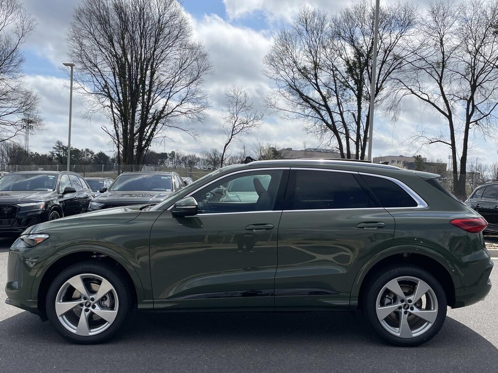 New 2025 Audi Q5 Premium Plus 2.0 TFSI quattro Sport Utility