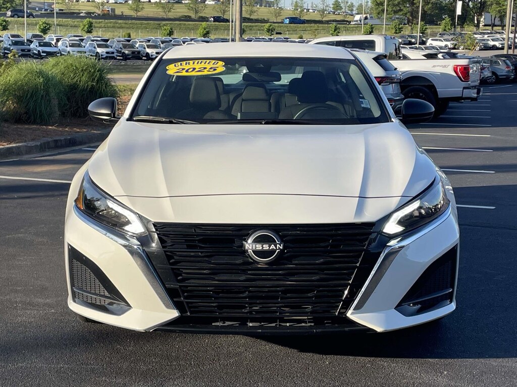 Used 2025 Nissan Altima SV FWD Car
