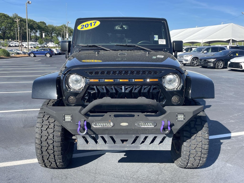 Used 2017 Jeep Wrangler Unlimited Sahara 4x4 Sport Utility