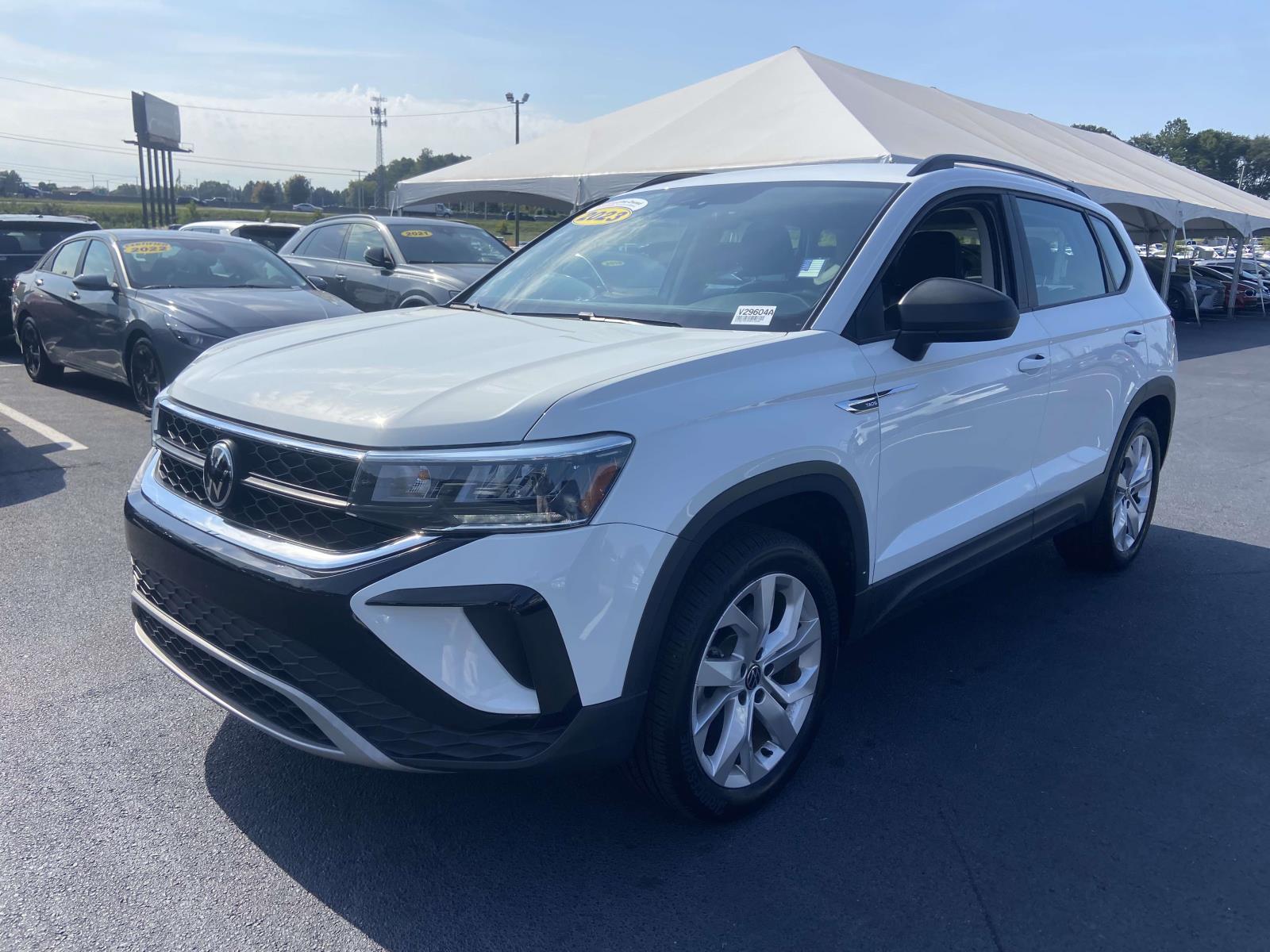 2023 Volkswagen Taos S photo 2