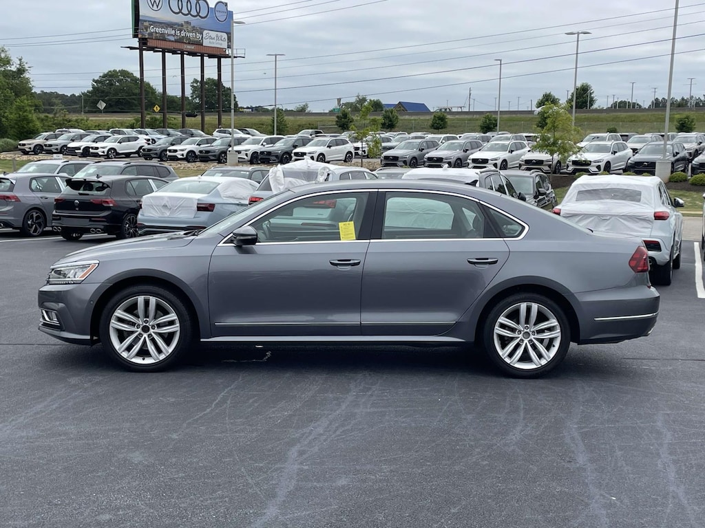 Used 2017 Volkswagen Passat 1.8T SEL Premium Auto Car