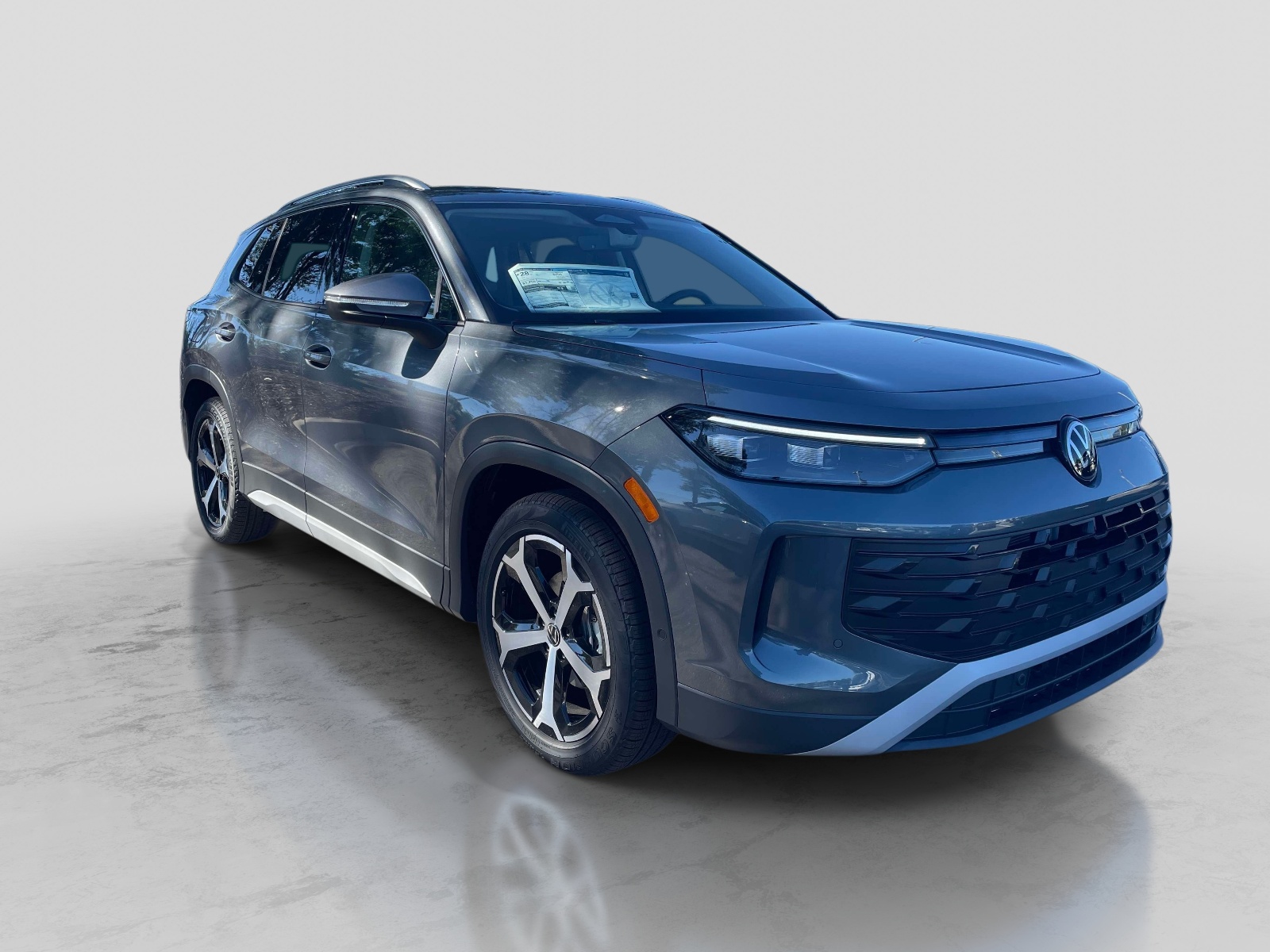 New 2026 Volkswagen Tiguan 2.0T SE Sport Utility
