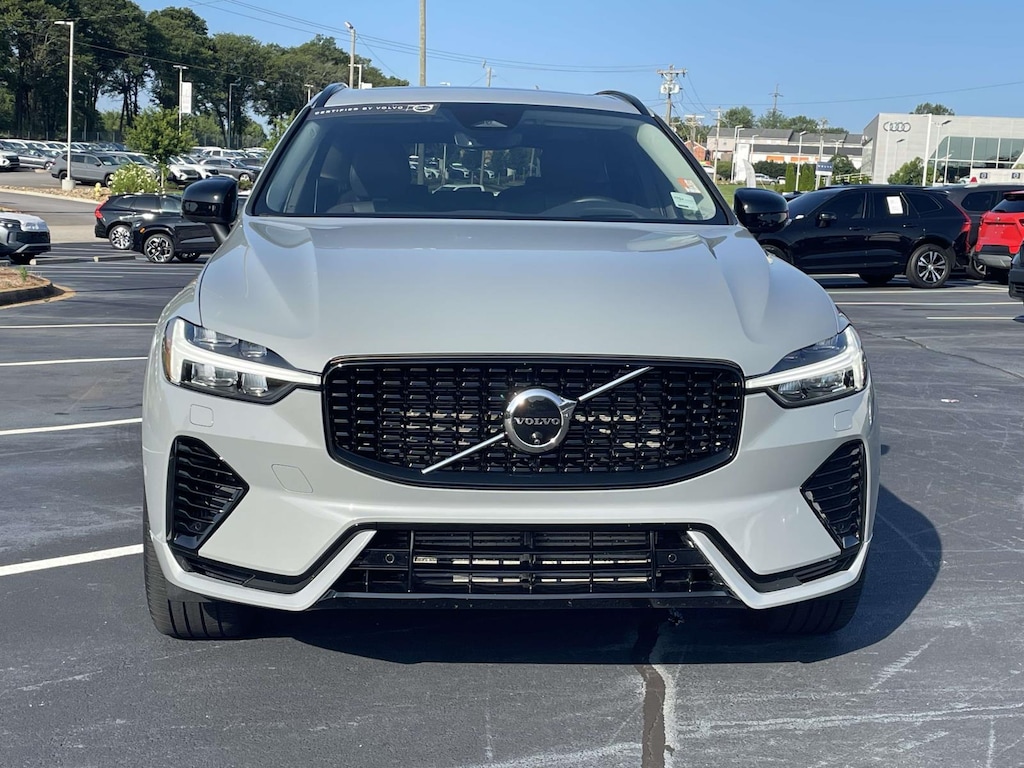 Used 2025 Volvo XC60 Plug-In Hybrid T8 AWD Ultra Sport Utility