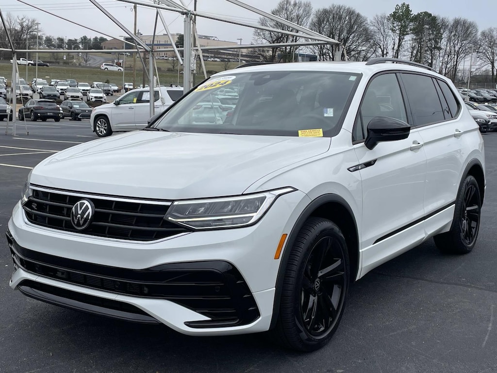 Certified 2024 Volkswagen Tiguan 2.0T SE R-Line Black FWD Sport Utility
