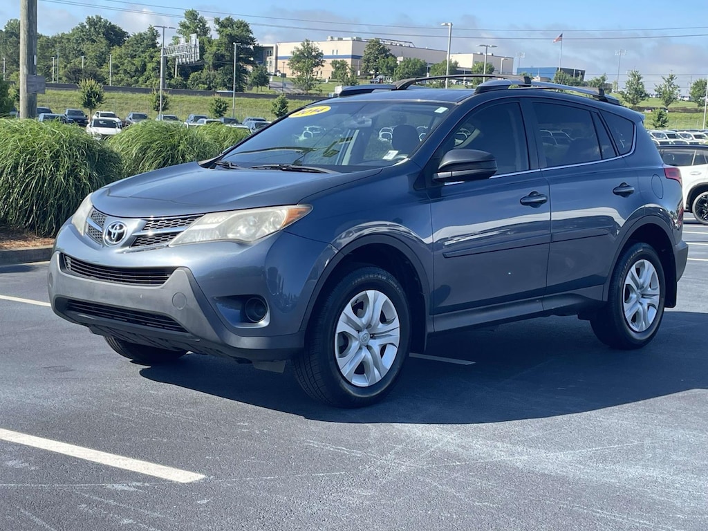 Used 2014 Toyota RAV4 FWD LE (Natl) Sport Utility