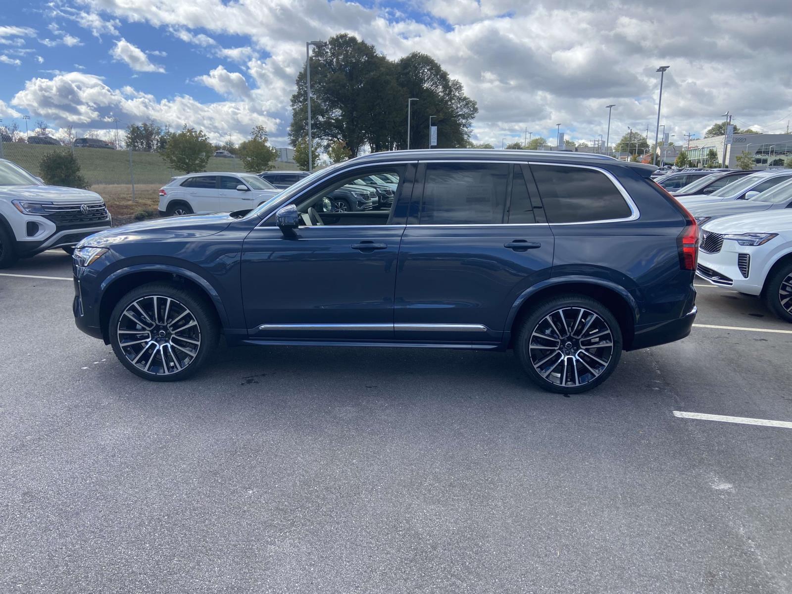 2026 Volvo XC90 Ultra - Photo 6