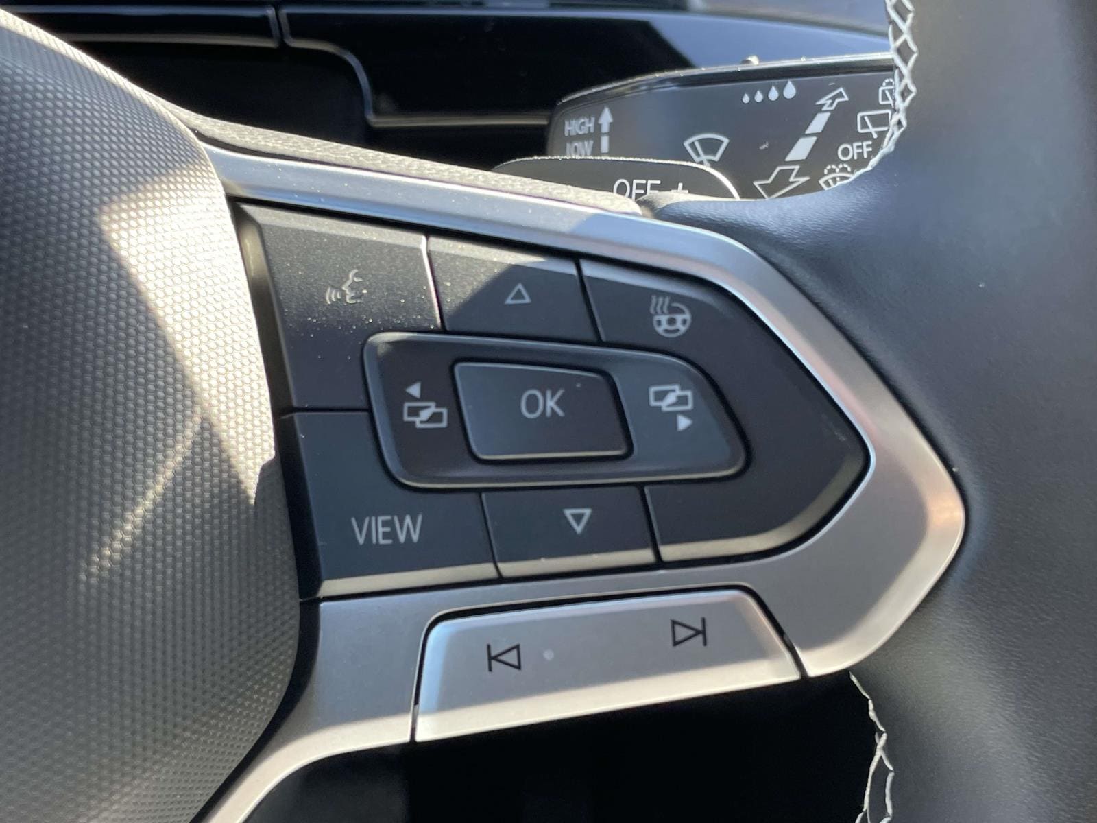 2026 Volkswagen Atlas Cross Sport SE - Photo 19