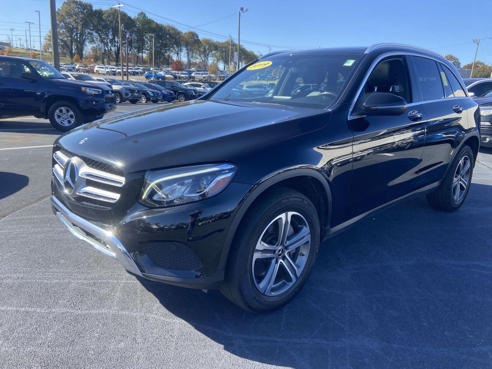 2019 Mercedes Benz GLC 300 photo 3